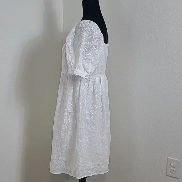 ANDREE BY UNIT White Mini Dress Baby Doll Eyleet Mini Dress Size Large - Picture 7 of 10